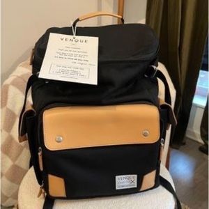 Venque Canera Backpack